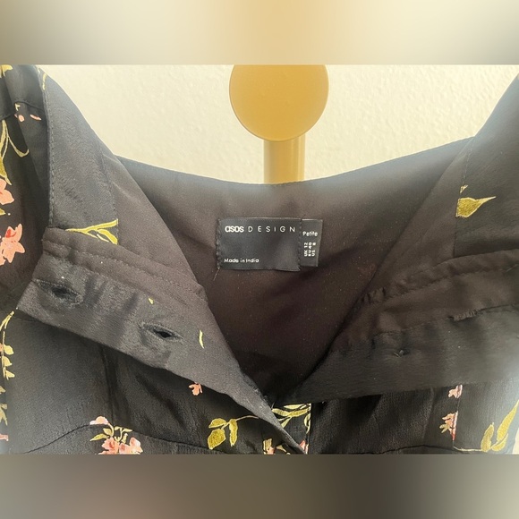 ASOS DESIGN Petite milkmaid jumpsuit in floral print - Picture 6 of 9